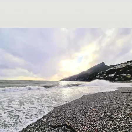 Midnight Sun B&B Vietri