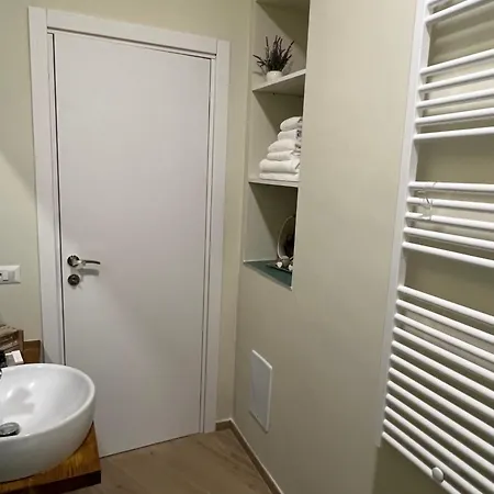 לינה וארוחת בוקר Midnight Sun 4*