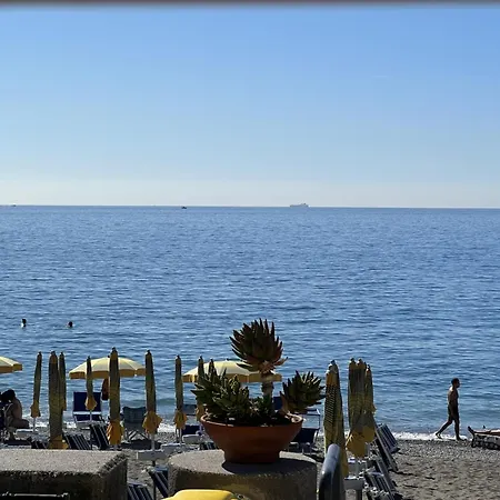 Bed & Breakfast Midnight Sun 4*